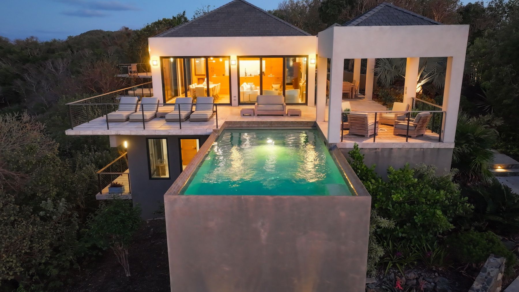 Window To The Sea villa photo.